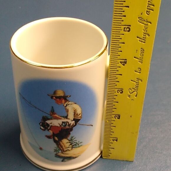 Vintage 1985 Fisherman Ceramic Mug - Picture 6 of 6
